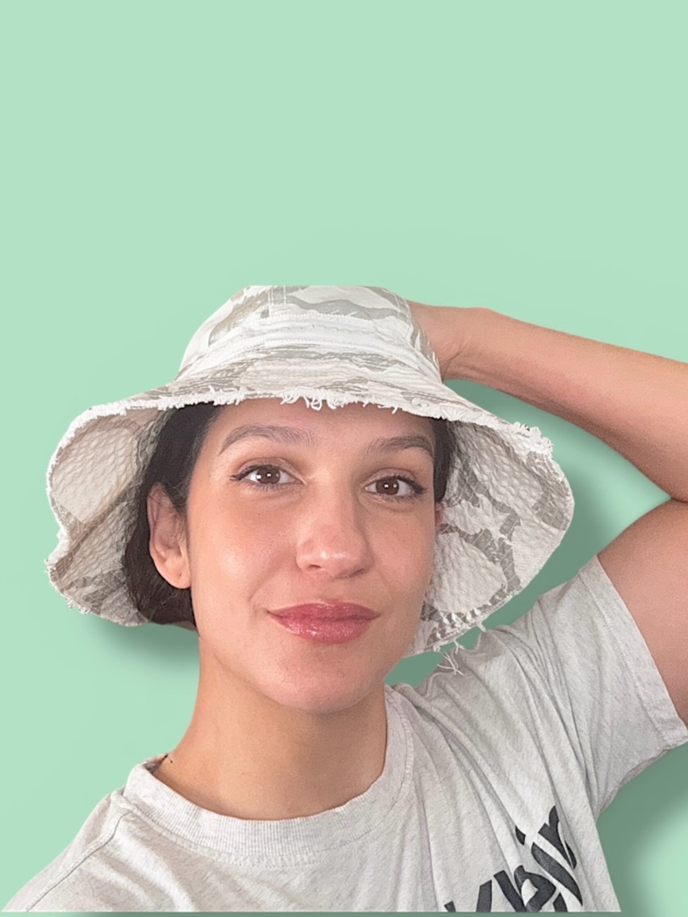 Coach Scribble Bucket Hat Silver White Metallic Logo Print Y2K Sun Hat Size M/L - Picture 2 of 8